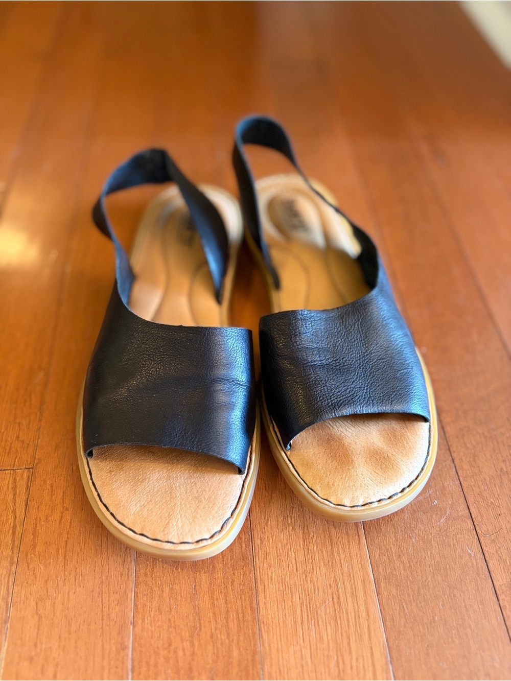 Born Black Leather Slingback Sandals with Tan Footbed - Picture 2 of 7